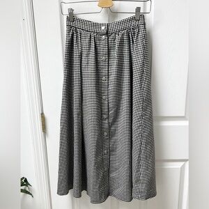 Lowrys Farm Button Front Gingham Midi Skirt in Black & White